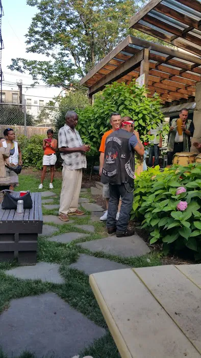 Scholes Street Children's Garden Picture 1