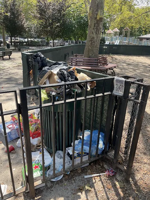 Sternberg Park Dog Run Picture 4