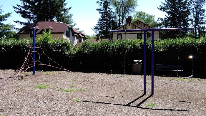 Froggy Park Picture 2