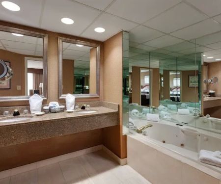 Crowne Plaza Englewood by IHG