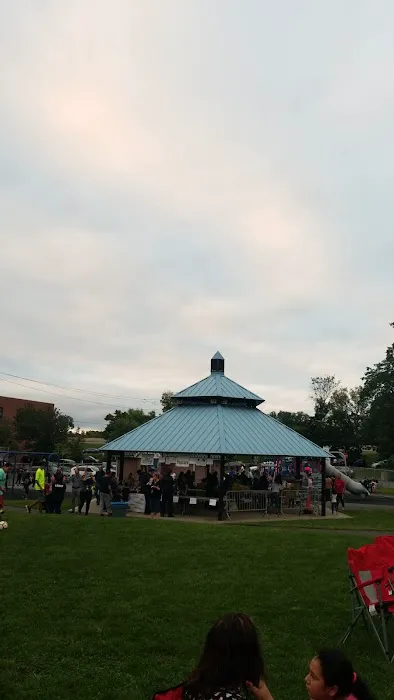 Deluca Park Picture 9
