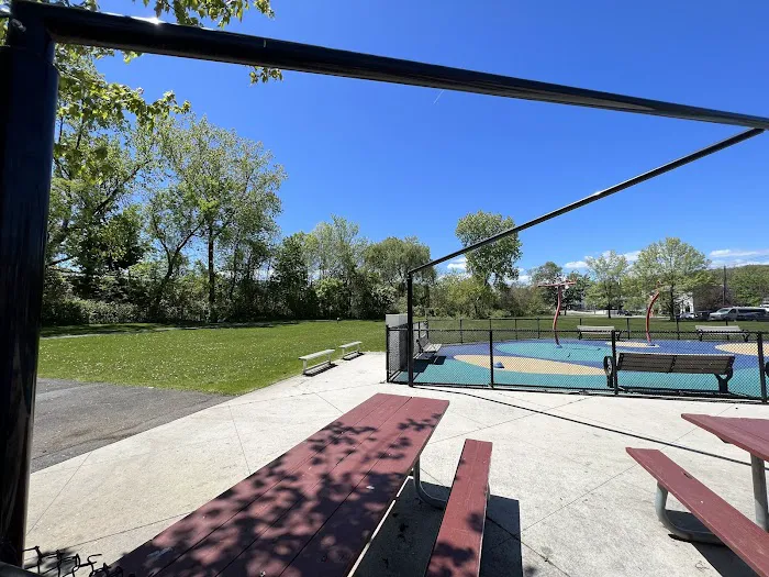 Carol Nichols Park Picture 4