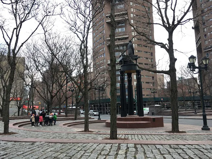 Duke Ellington Circle Picture 4