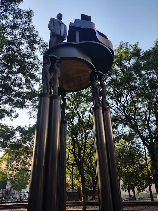 Frawley Circle, Duke Kennedy Ellington Circle, Tito Puente Way Picture 3