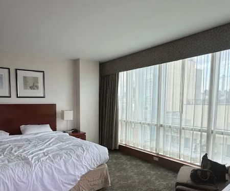 LIC Manhattan View Hotel