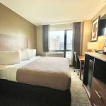 Astoria Delancy Inn & Suites