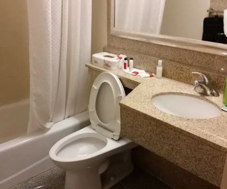Ramada by Wyndham Long Island City