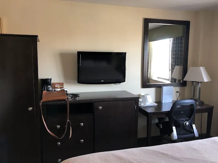 Ramada by Wyndham Long Island City Picture 4