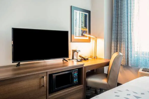 La Quinta Inn and Suites by Wyndham Long Island City Picture 8