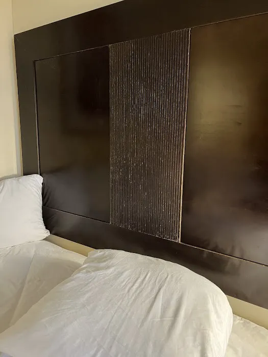 Royal Stay Hotel Picture 1