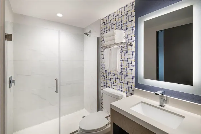 DoubleTree by Hilton Long Island City New York Picture 3
