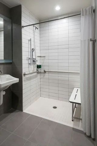 TownePlace Suites New York Long Island City/Manhattan View Picture 2