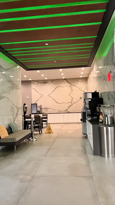 Wingate by Wyndham Long Island City Picture 10