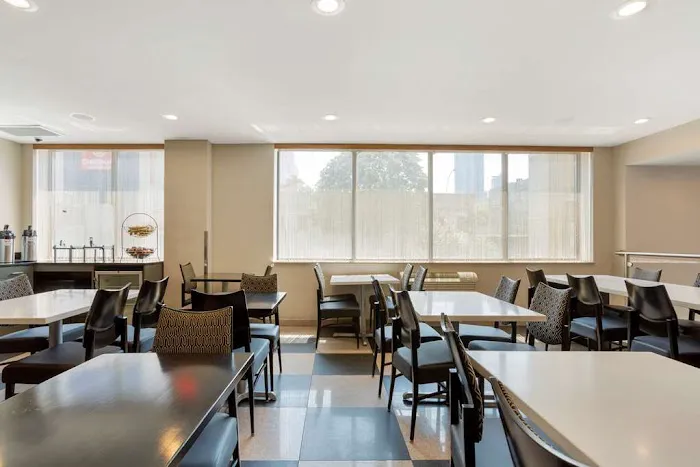 Best Western Plus Plaza Hotel Picture 7