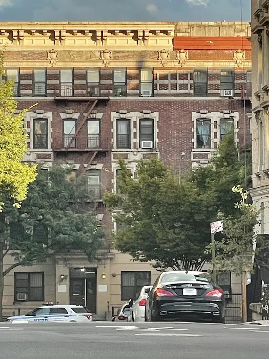 Saint Nicholas Avenue Picture 1