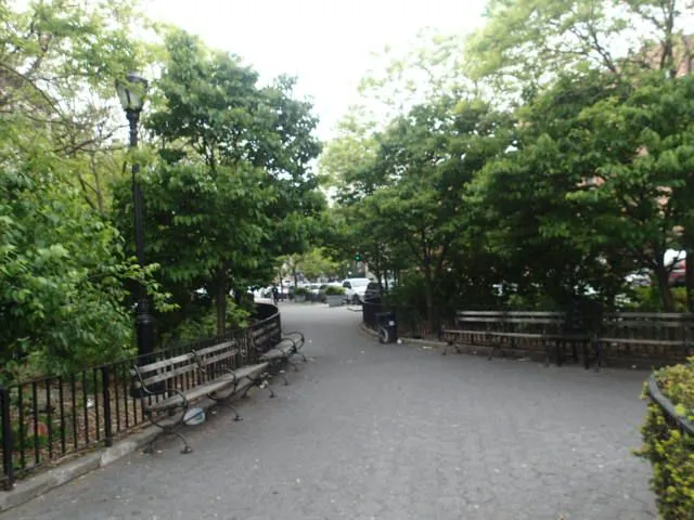 Donnellan Square Picture 8
