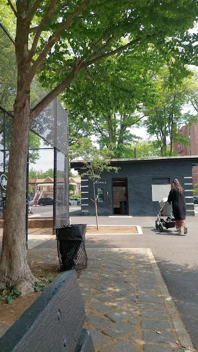 Mellett Playground Picture 10
