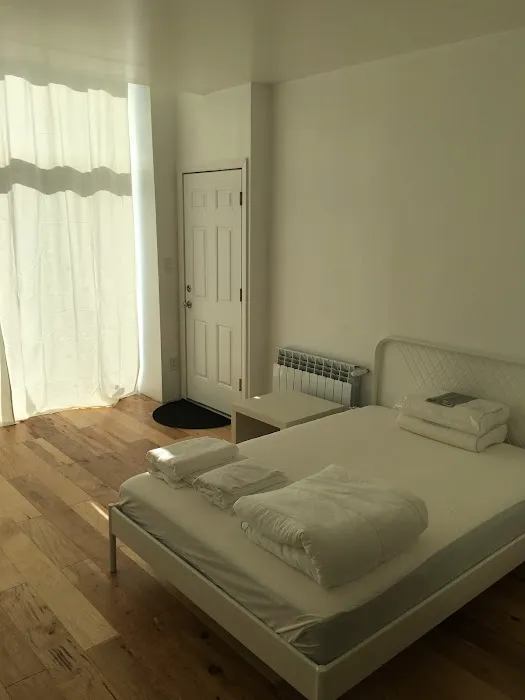 Beachside Apartment Brooklyn Picture 1