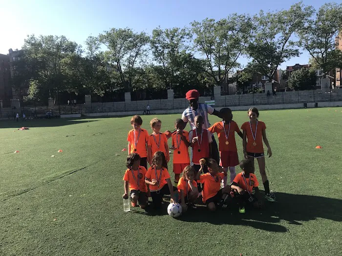Hamilton Metz Field Picture 10
