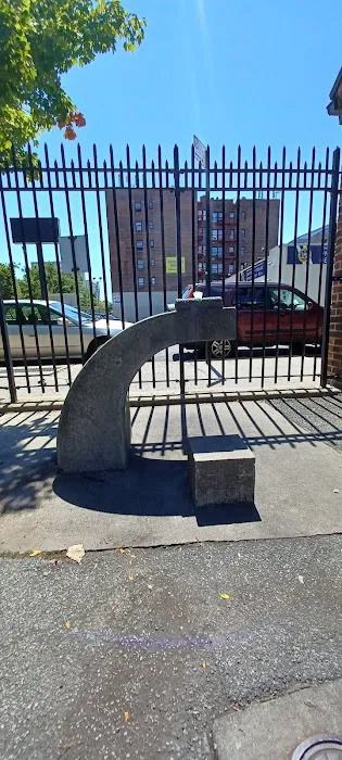 Rolph Henry Playground Picture 5