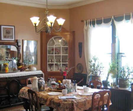 Dekoven Suites