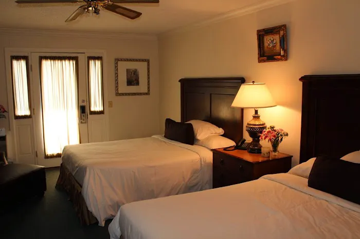 Kenny's Tipperary Inn Picture 3