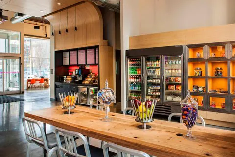 Aloft Long Island City-Manhattan View Picture 3
