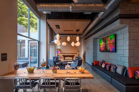 Aloft Long Island City-Manhattan View Picture 6
