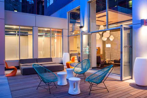 Aloft Long Island City-Manhattan View Picture 1