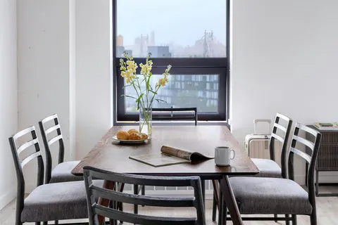 Sonder Court Square Apartments Long Island City Picture 8