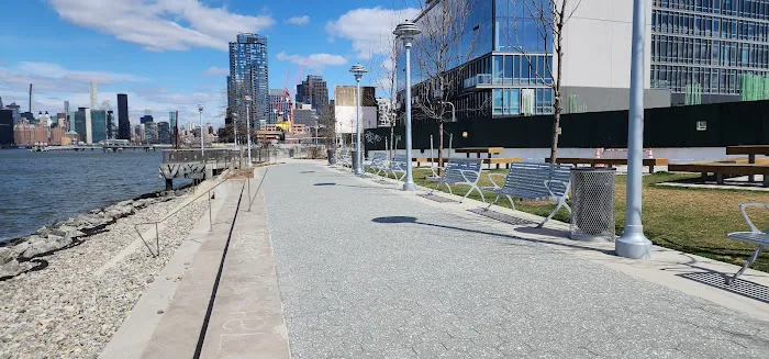 1 Wharf Plaza Park Picture 5