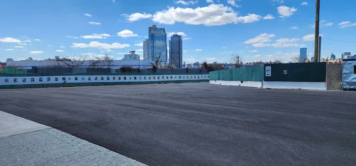 1 Wharf Plaza Park Picture 3