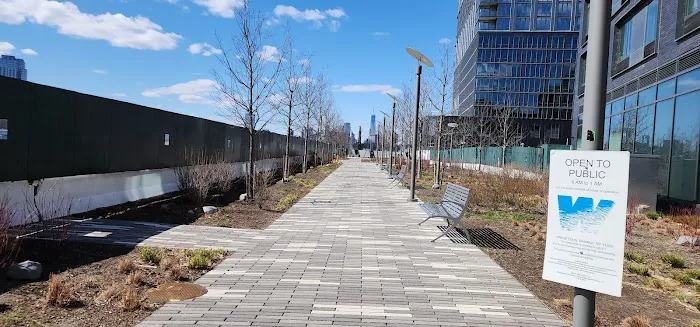 1 Wharf Plaza Park Picture 4