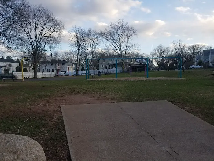 Lee Place Park Picture 10