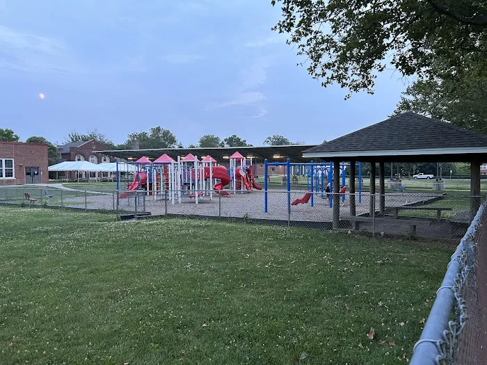 Hawthorne Park Picture 9