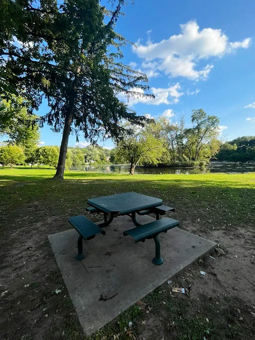 Crystal Lake Park Picture 1