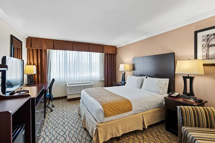 Executive Inn - Fort Lee Picture 2