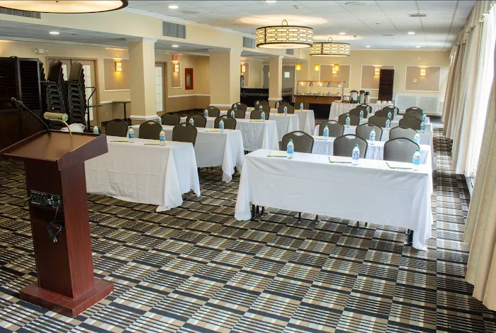 Executive Inn - Fort Lee Picture 10