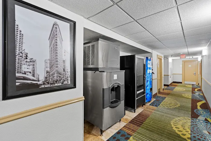 Executive Inn - Fort Lee Picture 9