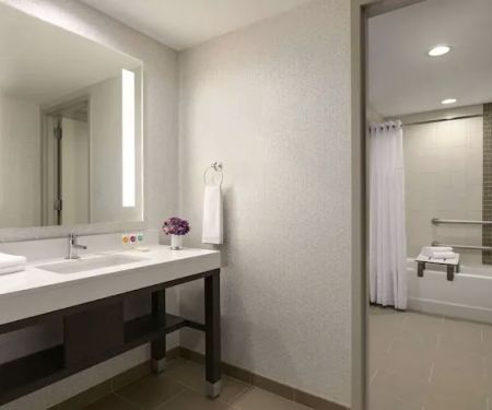 Hyatt Place Fort Lee / George Washington Bridge