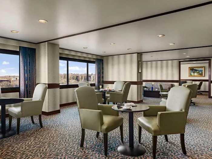 DoubleTree by Hilton Hotel Fort Lee - George Washington Bridge Picture 10