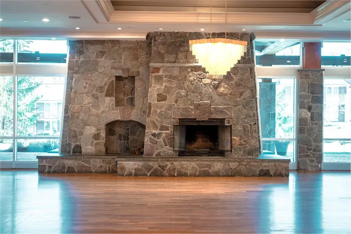 Sleepy Hollow Hotel Picture 1