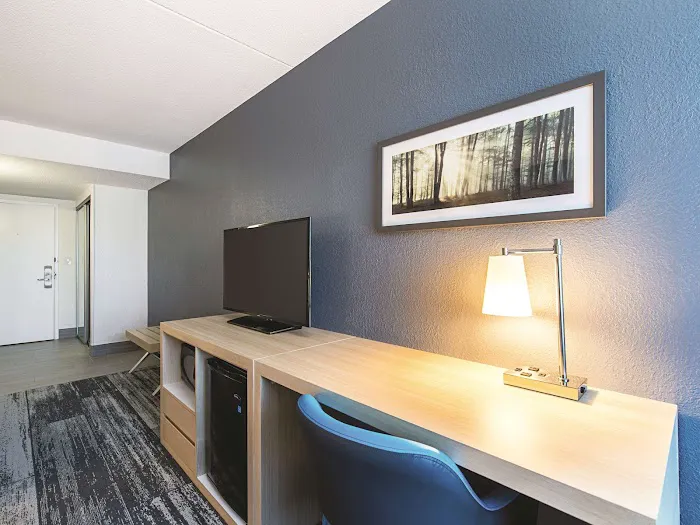 Baymont by Wyndham White Plains - Elmsford Picture 10