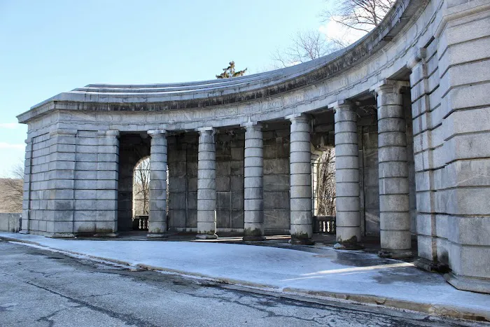 Kensico Dam Plaza Picture 4