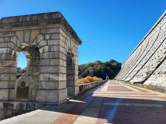 Kensico Dam Plaza Picture 9