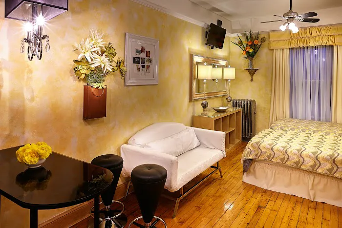 The International Cozy Inn Picture 2
