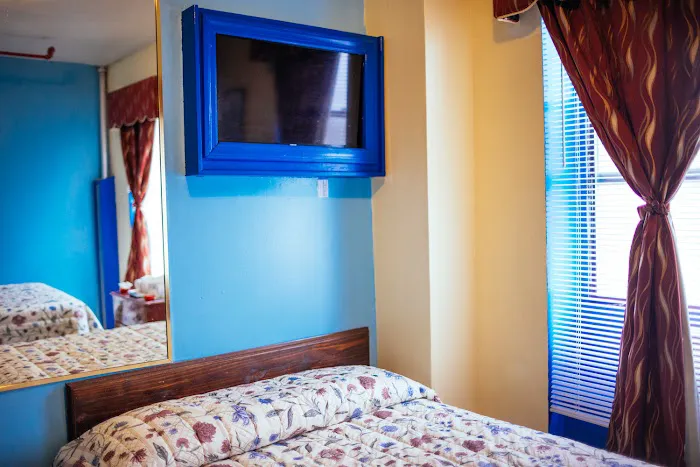 New Ebony Hotel Picture 8