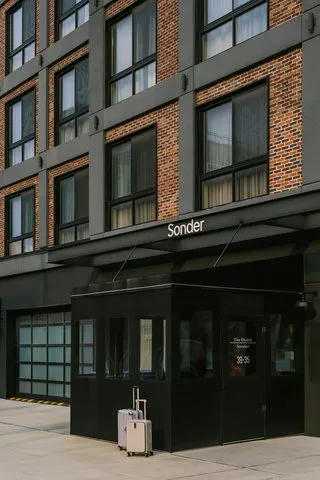 The Dutch Hotel Long Island City, Sonder Picture 1