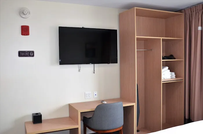 LIC Plaza Hotel Corp Picture 10