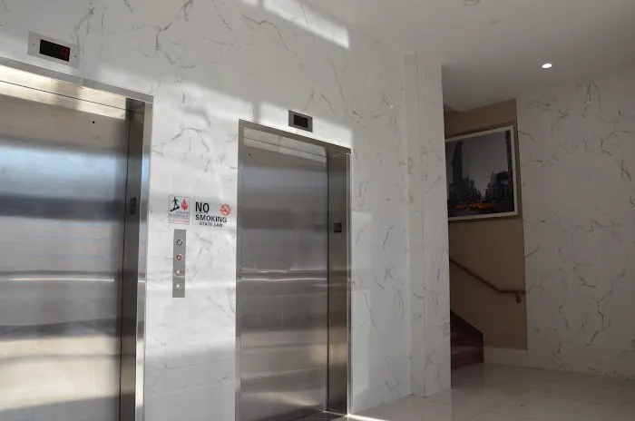 LIC Plaza Hotel Corp Picture 6